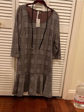 NY Collection Black and White Plaid Midi Dress